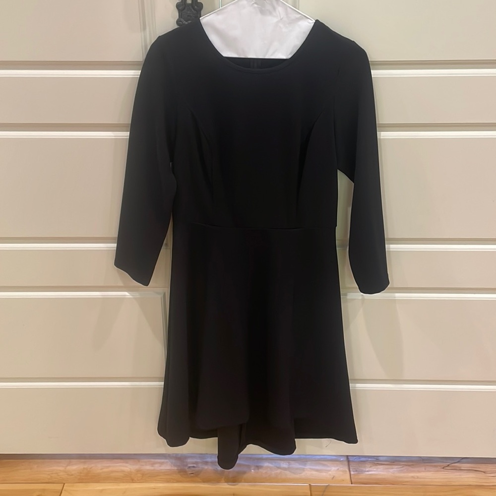The Limited Dress‎